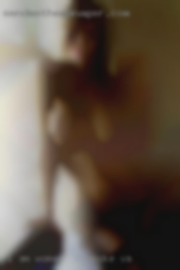 I am women near Roanoke, VA educated, clean and drama free!