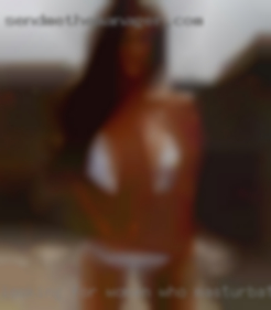 Looking for both ends women who masturbate in me and you!